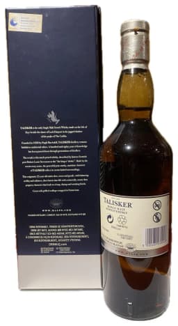 Talisker 25 Years Single Malt Whisky (2017 Release) thumbnail 2
