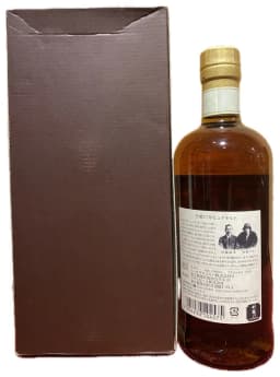 Nikka Taketsuru 12 Year Old Pure Malt Whisky thumbnail 2